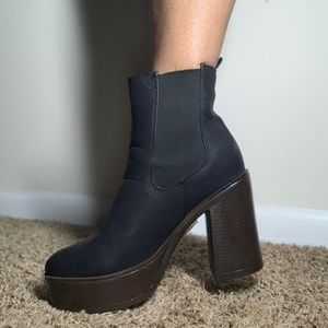 Platform Ankle Boot - size 8